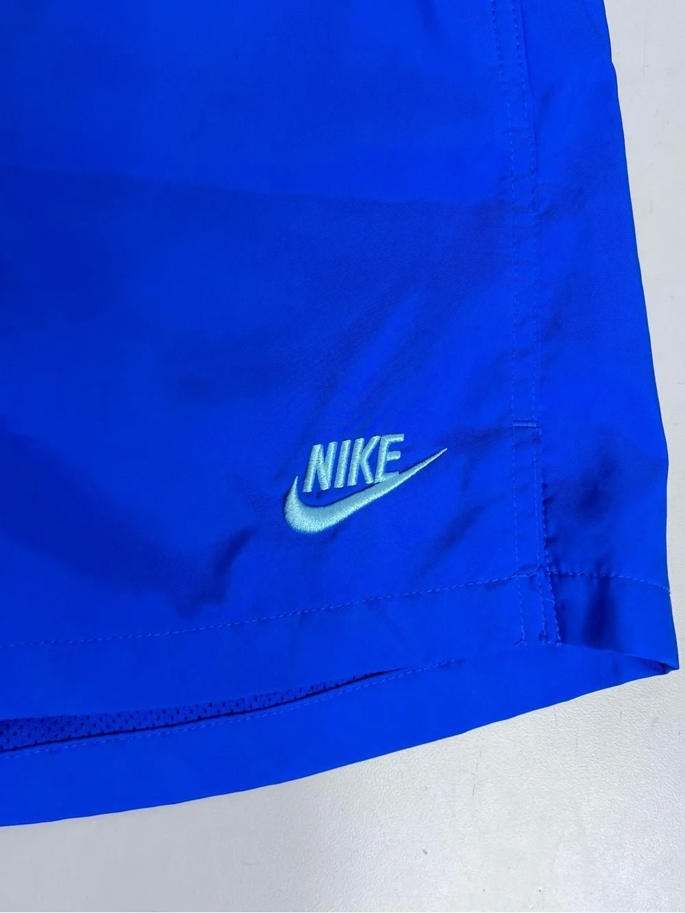Nike Sportswear Men's Woven Flow Shorts Signal Blue AR2382-403 Size Medium